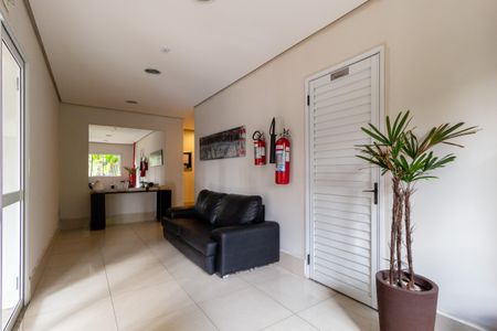 Apartamento para alugar com 52m², 2 quartos e 1 vagaHall social