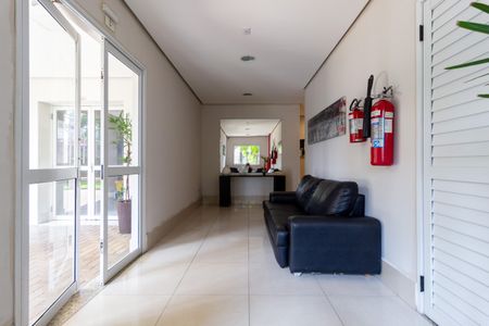 Apartamento para alugar com 52m², 2 quartos e 1 vagaHall social