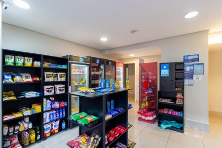 Apartamento para alugar com 52m², 2 quartos e 1 vagaMini Mercado