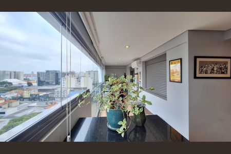 Apartamento à venda com 67m², 2 quartos e 1 vagaVaranda