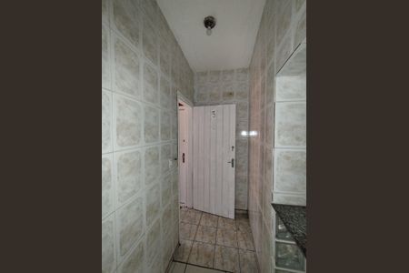 Entrada  de casa para alugar com 2 quartos, 70m² em Parque Bristol, São Paulo