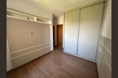 Quarto de apartamento para alugar com 2 quartos, 62m² em Vila Machado, Jacareí