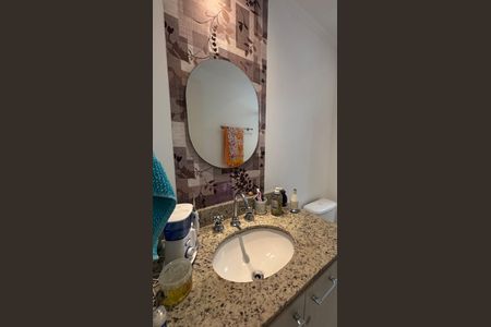 Apartamento à venda com 119m², 3 quartos e 2 vagasBanheiro