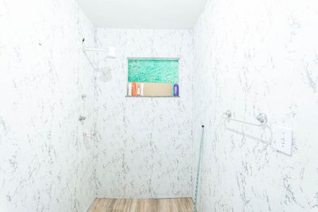 Casa à venda com 240m², 2 quartos e 2 vagasBanheiro 1 (segundo andar)