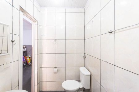 Casa à venda com 240m², 2 quartos e 2 vagasBanheiro 2 (primeiro andar)