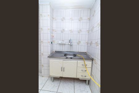 Casa de condomínio para alugar com 70m², 2 quartos e sem vagaDetalhe da cozinha