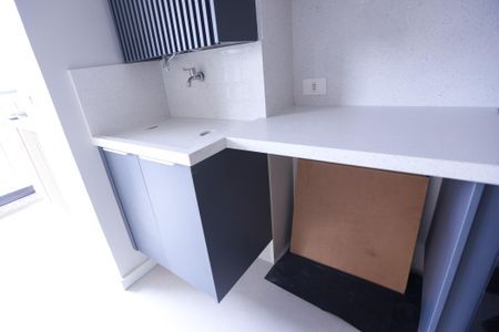 Apartamento para alugar com 67m², 2 quartos e 1 vaga Apartamento para alugar com 67m², 2 quartos e 1 vagaCozinha e Área de Serviço