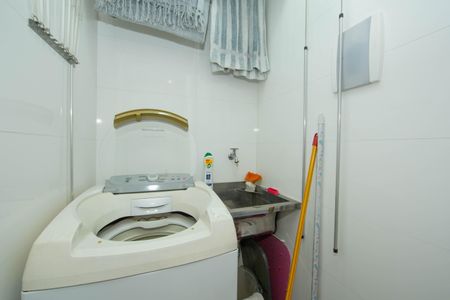 Apartamento à venda com 82m², 2 quartos e 1 vagaAREA DE SERVICO