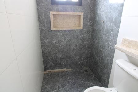 Casa à venda com 100m², 3 quartos e 2 vagasBanheiro quarto 1