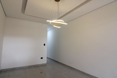 Sala de casa à venda com 3 quartos, 100m² em Parque Paineiras, São Paulo