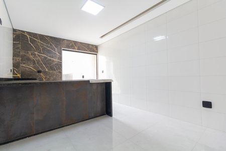 Casa à venda com 100m², 3 quartos e 2 vagas Casa à venda com 100m², 3 quartos e 2 vagasCozinha