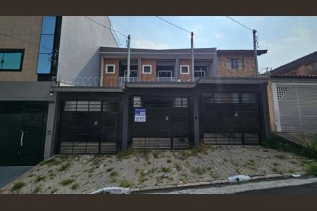 Casa à venda com 100m², 3 quartos e 2 vagasFachada