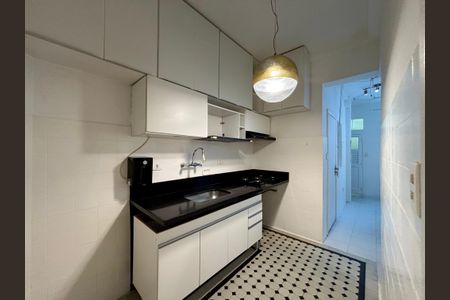 Apartamento para alugar com 110m², 3 quartos e sem vagaCozinha