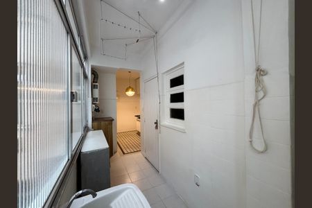 Apartamento para alugar com 110m², 3 quartos e sem vagaÁrea de serviço