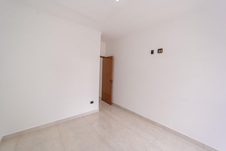 Casa à venda com 100m², 3 quartos e 2 vagas Casa à venda com 100m², 3 quartos e 2 vagasQuarto 3