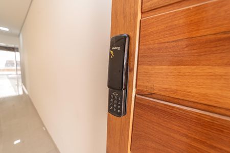 Sala de casa à venda com 3 quartos, 100m² em Parque Paineiras, São Paulo