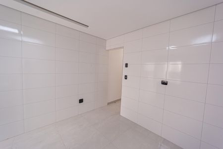 Casa à venda com 100m², 3 quartos e 2 vagas Casa à venda com 100m², 3 quartos e 2 vagasCozinha