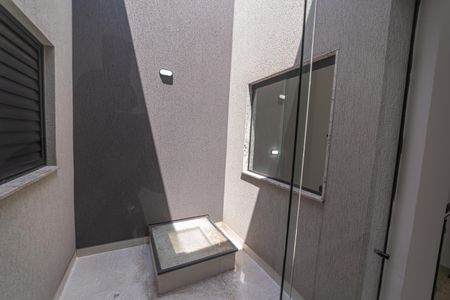 Casa à venda com 100m², 3 quartos e 2 vagas Casa à venda com 100m², 3 quartos e 2 vagasJardim de Inverno