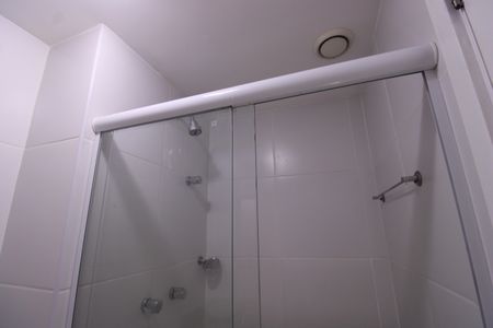 Apartamento para alugar com 71m², 2 quartos e 1 vagaBanheiro da suíte 