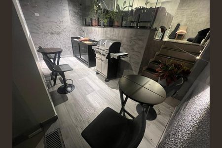 Foto 13 de casa à venda com 3 quartos, 300m² em Parque Peruche, São Paulo