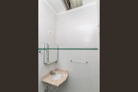 Casa de condomínio à venda com 140m², 3 quartos e 2 vagasBanheiro da Suíte