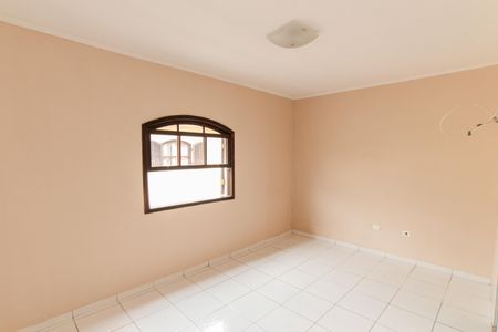 Casa de condomínio à venda com 140m², 3 quartos e 2 vagasSuíte