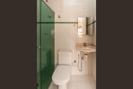 Casa de condomínio à venda com 140m², 3 quartos e 2 vagasBanheiro da Suíte