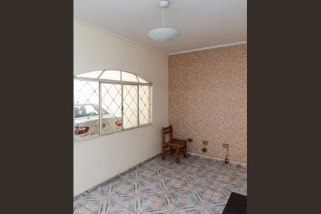 Casa de condomínio à venda com 140m², 3 quartos e 2 vagasSala