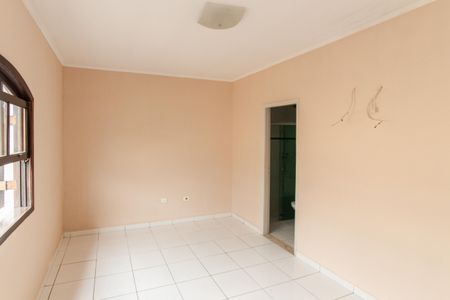 Casa de condomínio à venda com 140m², 3 quartos e 2 vagasSuíte