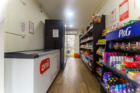 Apartamento para alugar com 48m², 2 quartos e 1 vagaMini Mercado