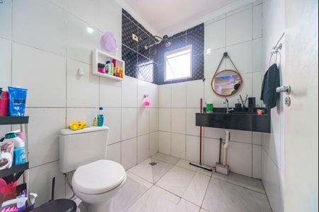 Banheiro de apartamento à venda com 2 quartos, 50m² em Jardim Alzira Franco, Santo André
