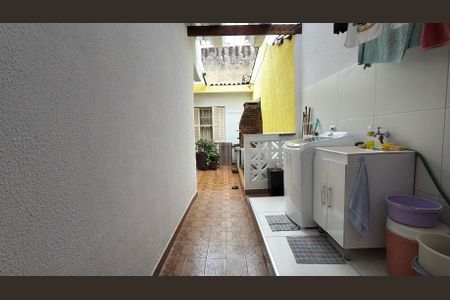 Casa à venda com 100m², 3 quartos e 3 vagas Casa à venda com 100m², 3 quartos e 3 vagasÁrea de Serviço