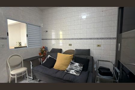 Casa à venda com 100m², 3 quartos e 3 vagas Casa à venda com 100m², 3 quartos e 3 vagasSala Casa 2
