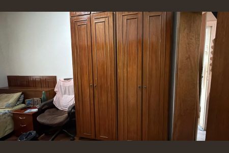 Casa à venda com 100m², 3 quartos e 3 vagas Casa à venda com 100m², 3 quartos e 3 vagasQuarto 2