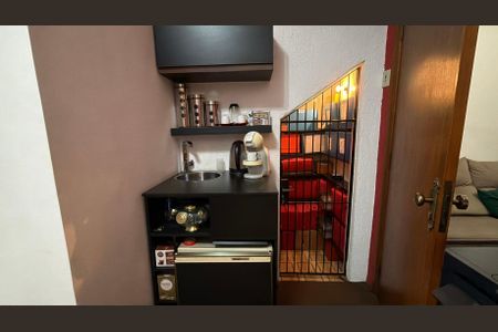 Casa à venda com 100m², 3 quartos e 3 vagas Casa à venda com 100m², 3 quartos e 3 vagasSala