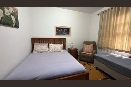 Casa à venda com 100m², 3 quartos e 3 vagas Casa à venda com 100m², 3 quartos e 3 vagasQuarto