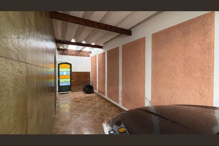 Casa à venda com 100m², 3 quartos e 3 vagas Casa à venda com 100m², 3 quartos e 3 vagasGaragem