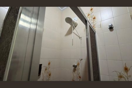 Casa à venda com 100m², 3 quartos e 3 vagas Casa à venda com 100m², 3 quartos e 3 vagasBanheiro