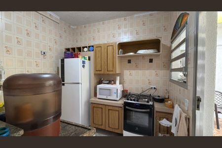 Casa à venda com 100m², 3 quartos e 3 vagas Casa à venda com 100m², 3 quartos e 3 vagasCozinha