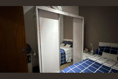 Casa à venda com 100m², 3 quartos e 3 vagas Casa à venda com 100m², 3 quartos e 3 vagasQuarto 1