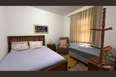 Casa à venda com 100m², 3 quartos e 3 vagas Casa à venda com 100m², 3 quartos e 3 vagasQuarto