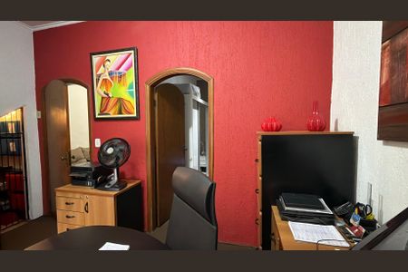 Casa à venda com 100m², 3 quartos e 3 vagas Casa à venda com 100m², 3 quartos e 3 vagasSala