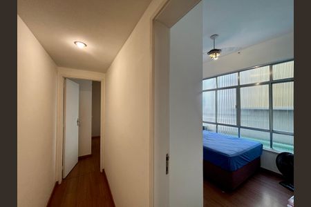 Apartamento à venda com 64m², 2 quartos e sem vagaQuarto 2 - corredor de acesso