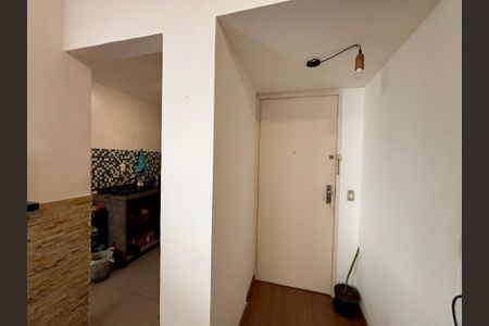 Sala - hall de entrada de apartamento à venda com 2 quartos, 64m² em Leme, Rio de Janeiro