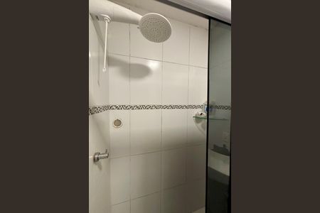 Apartamento à venda com 64m², 2 quartos e sem vagaBanheiro social