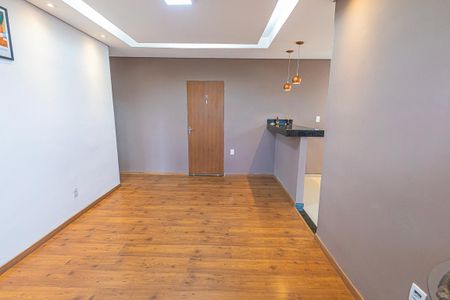 sala de casa para alugar com 2 quartos, 45m² em Tupi, Belo Horizonte