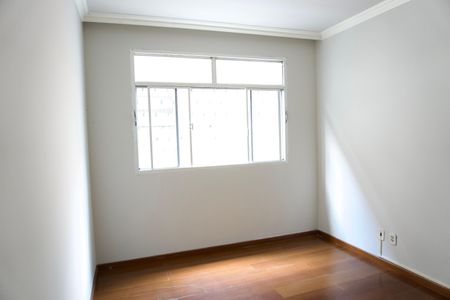Apartamento para alugar com 60m², 2 quartos e 1 vagaSala