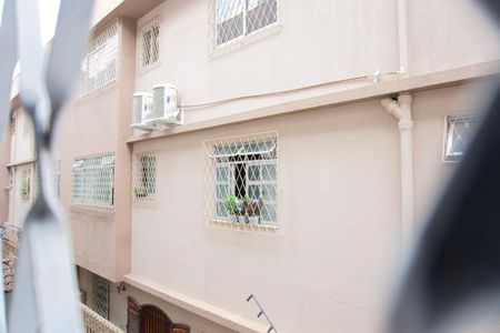 Sala - Vista Janela de apartamento para alugar com 2 quartos, 60m² em Santo Antônio, Belo Horizonte