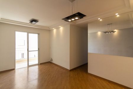 Sala de apartamento para alugar com 3 quartos, 74m² em Campininha, São Paulo