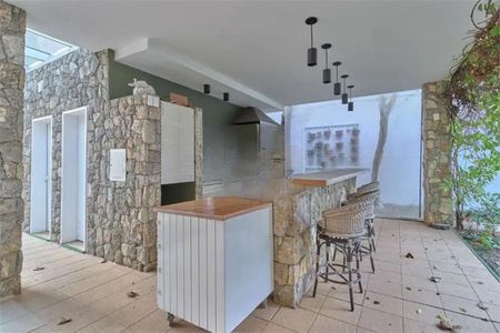 Casa à venda com 700m², 4 quartos e 6 vagas Casa à venda com 700m², 4 quartos e 6 vagasFoto 27